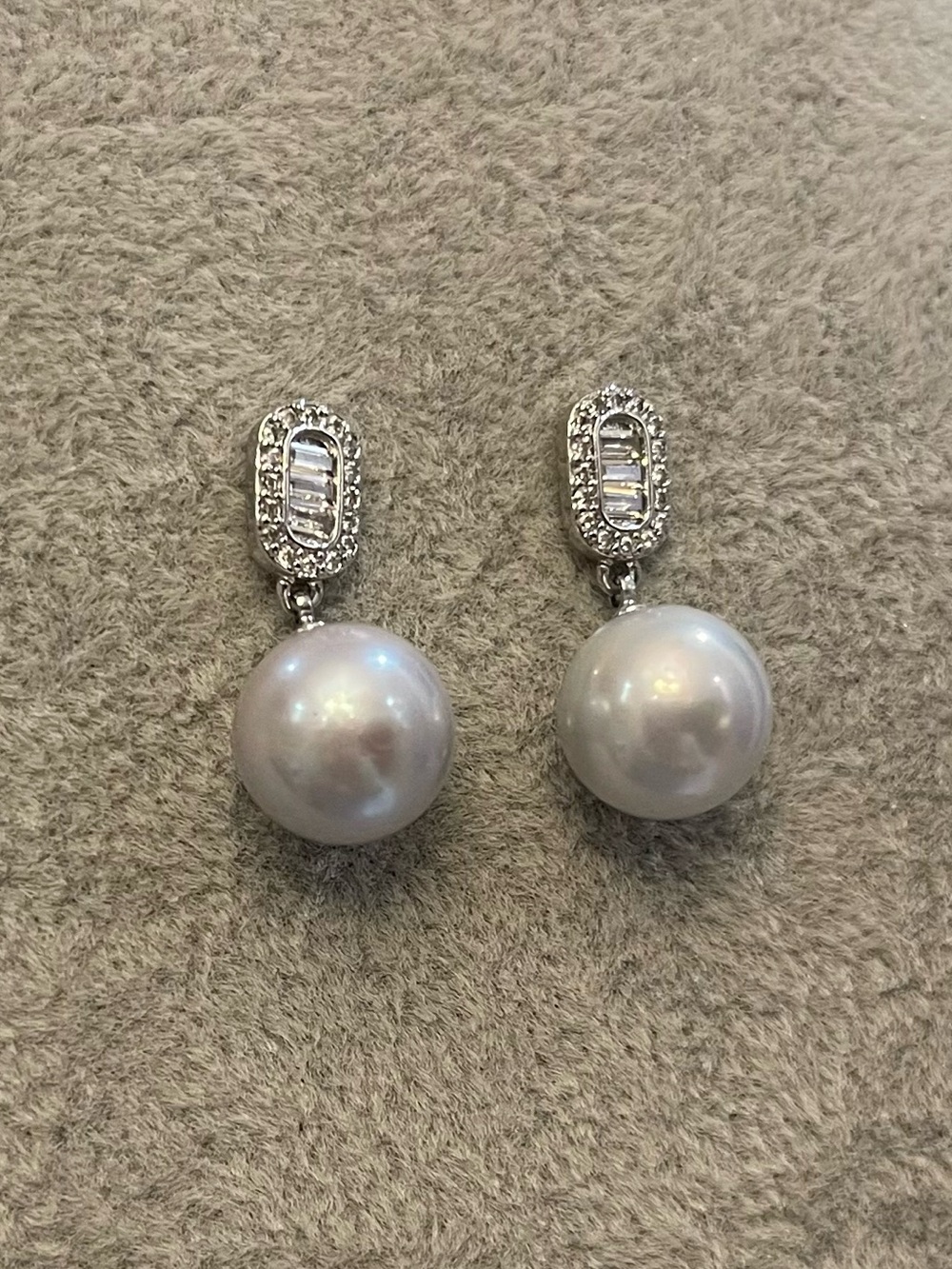 Natural Grey Pearl Drop Earrings in Silver-tone Setting 23